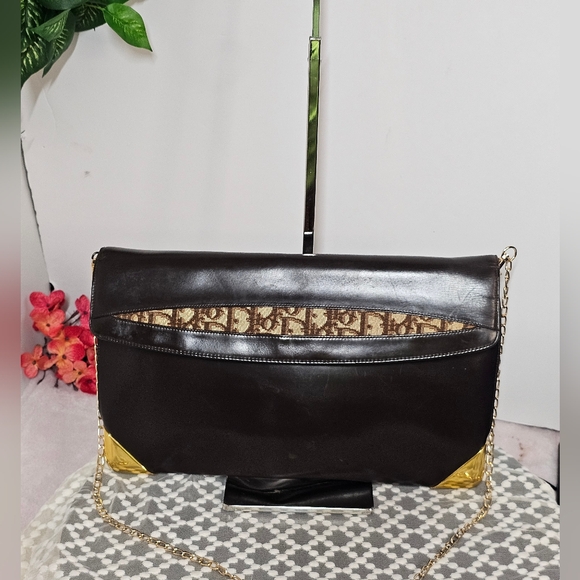 Christian Dior Leather Clutch Converted to Cross… - Picture 14 of 16